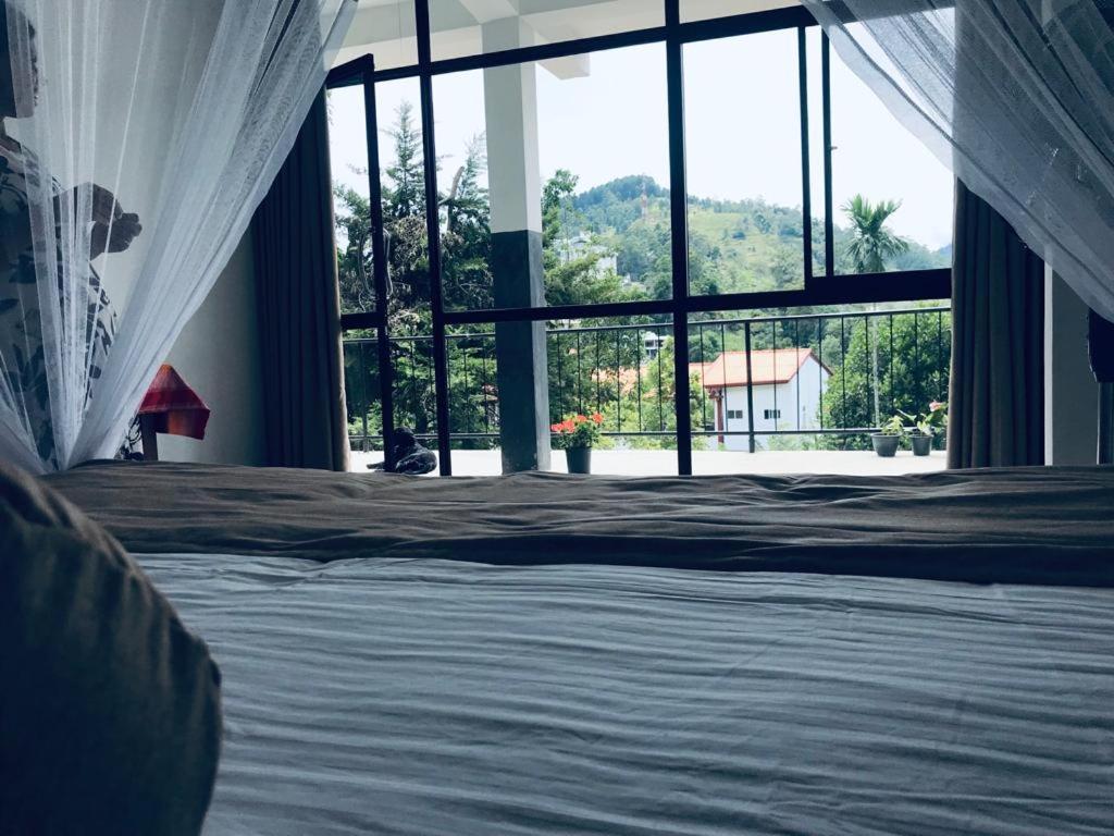 Ella Glory Inn Экстерьер фото